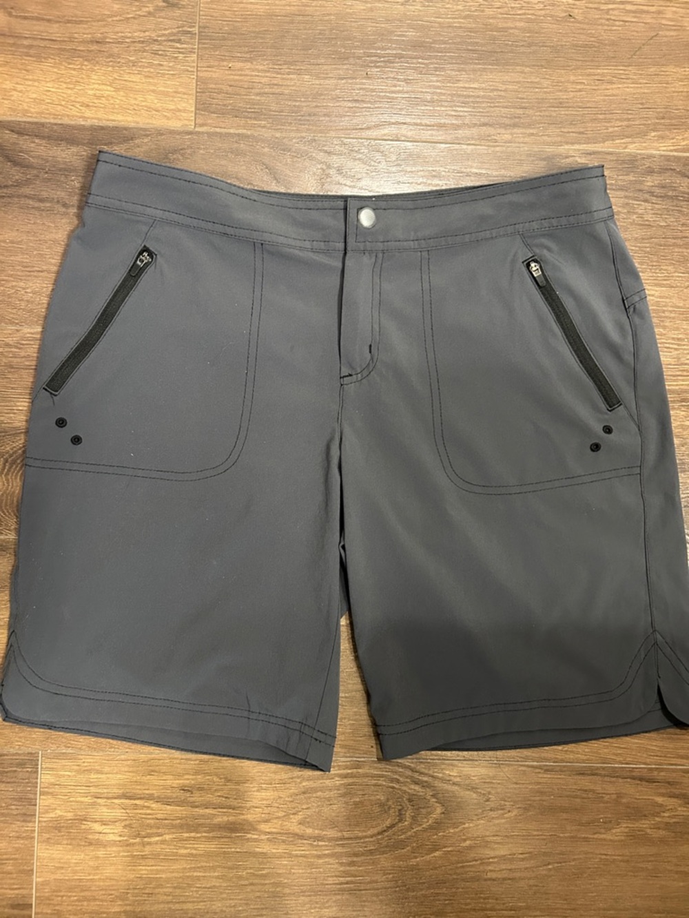 TITLE NINE Rogue Surf Swim shorts Women’s size 6 Steel Gray
